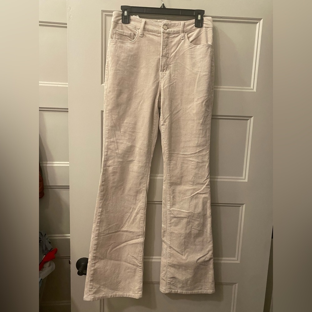Good American~ Creme Stretchy Cord Jeans~ Size 6